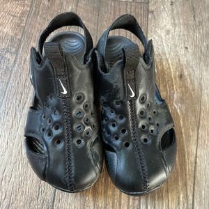 Toddler Nike sandals